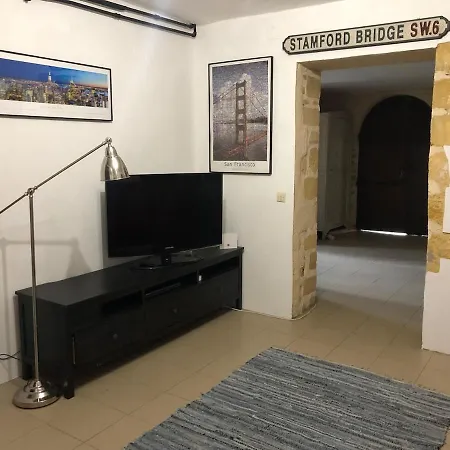 Ash Fountain Gardens Apartment